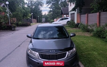 KIA Rio III рестайлинг, 2013 год, 750 000 рублей, 2 фотография