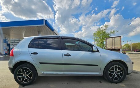Volkswagen Golf V, 2004 год, 300 000 рублей, 4 фотография