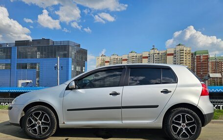 Volkswagen Golf V, 2004 год, 300 000 рублей, 7 фотография