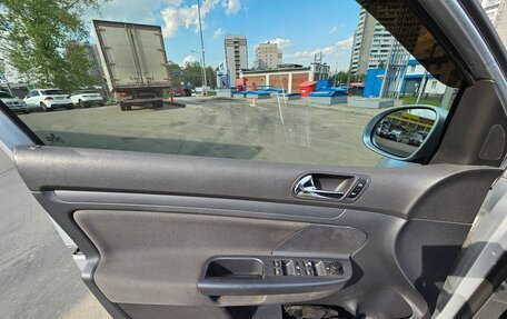 Volkswagen Golf V, 2004 год, 300 000 рублей, 9 фотография