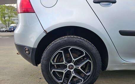 Volkswagen Golf V, 2004 год, 300 000 рублей, 17 фотография