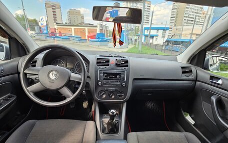 Volkswagen Golf V, 2004 год, 300 000 рублей, 8 фотография
