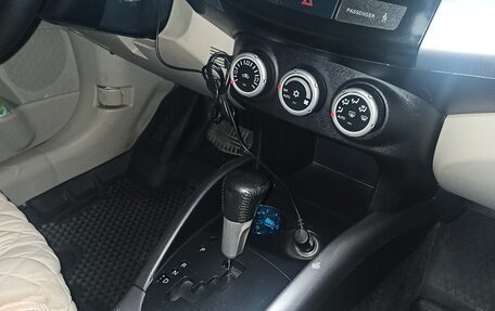 Mitsubishi Outlander III рестайлинг 3, 2007 год, 1 050 000 рублей, 9 фотография
