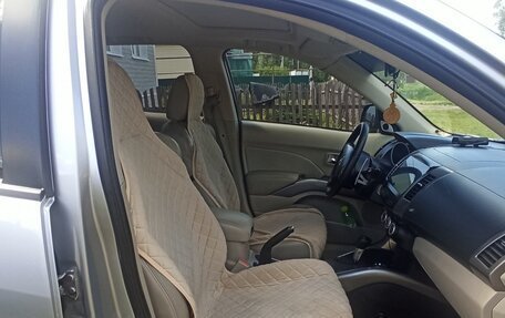 Mitsubishi Outlander III рестайлинг 3, 2007 год, 1 050 000 рублей, 6 фотография