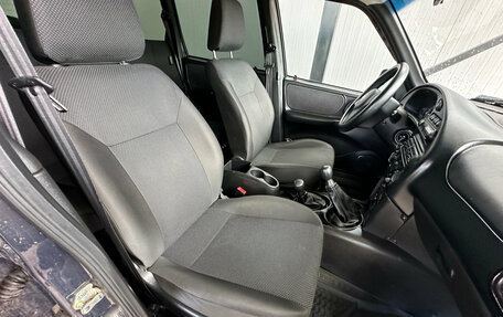 Chevrolet Niva I рестайлинг, 2018 год, 777 000 рублей, 12 фотография