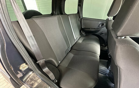 Chevrolet Niva I рестайлинг, 2018 год, 777 000 рублей, 13 фотография