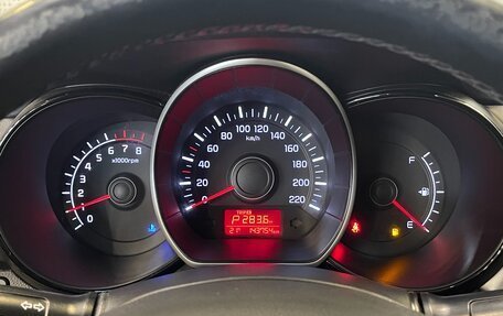 KIA Rio III рестайлинг, 2015 год, 800 000 рублей, 14 фотография
