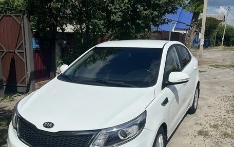 KIA Rio III рестайлинг, 2015 год, 850 000 рублей, 1 фотография