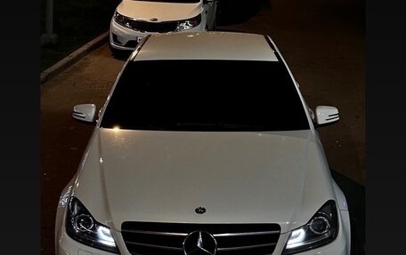 Mercedes-Benz C-Класс, 2011 год, 1 150 000 рублей, 4 фотография