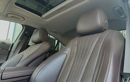 Mercedes-Benz CLS, 2020 год, 6 700 000 рублей, 2 фотография