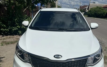KIA Rio III рестайлинг, 2015 год, 850 000 рублей, 2 фотография
