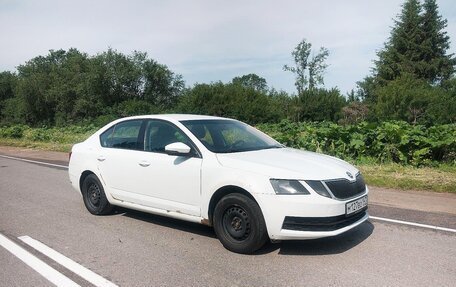 Skoda Octavia, 2019 год, 999 999 рублей, 5 фотография