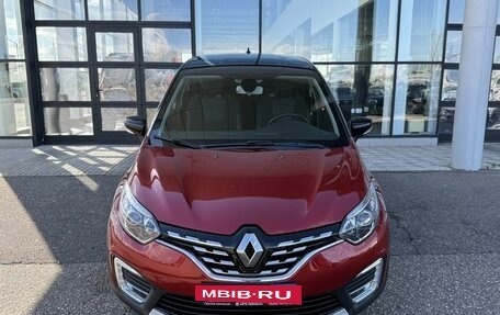 Renault Kaptur I рестайлинг, 2021 год, 1 820 000 рублей, 2 фотография