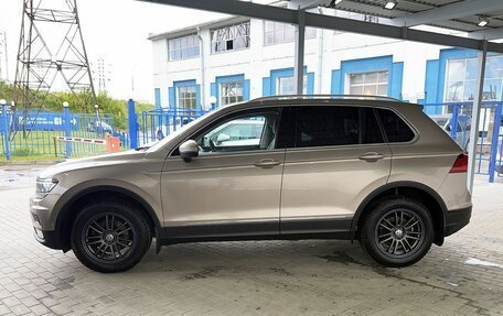 Volkswagen Tiguan II, 2017 год, 2 279 000 рублей, 2 фотография