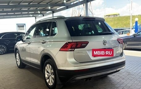 Volkswagen Tiguan II, 2018 год, 2 199 000 рублей, 3 фотография