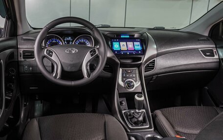 Hyundai Elantra V, 2011 год, 849 000 рублей, 6 фотография