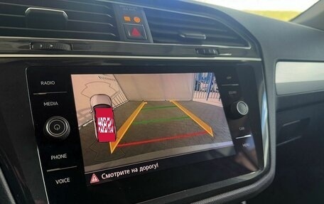 Volkswagen Tiguan II, 2018 год, 2 199 000 рублей, 12 фотография