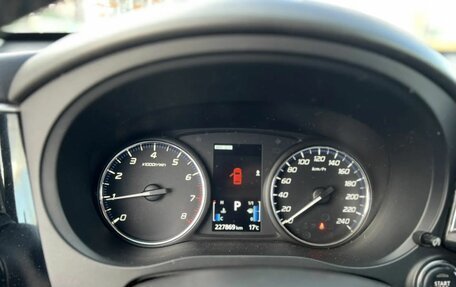 Mitsubishi Outlander III рестайлинг 3, 2013 год, 1 299 000 рублей, 10 фотография