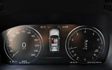Volvo XC60 II, 2019 год, 3 990 000 рублей, 16 фотография