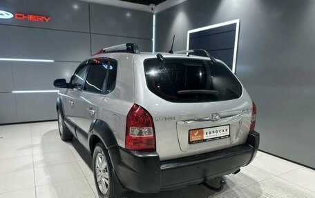 Hyundai Tucson III, 2005 год, 630 000 рублей, 3 фотография