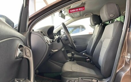 Volkswagen Polo VI (EU Market), 2014 год, 900 000 рублей, 10 фотография