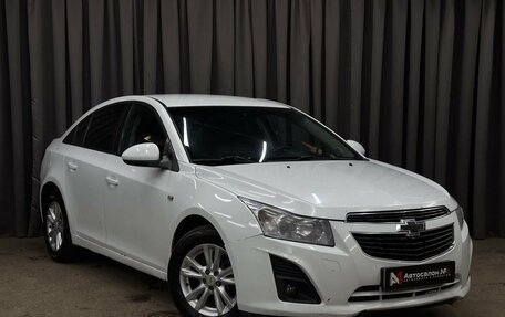 Chevrolet Cruze II, 2013 год, 569 999 рублей, 2 фотография
