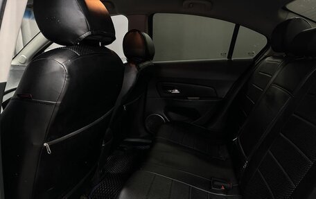Chevrolet Cruze II, 2013 год, 569 999 рублей, 19 фотография