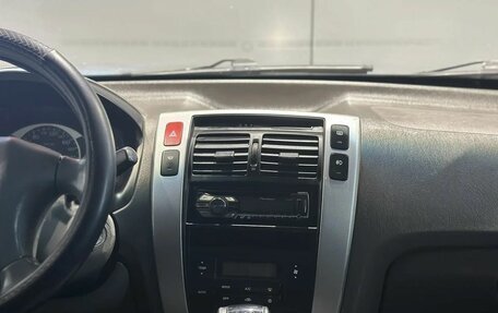 Hyundai Tucson III, 2005 год, 630 000 рублей, 13 фотография