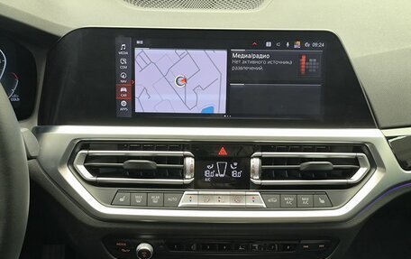 BMW 3 серия, 2021 год, 3 924 000 рублей, 10 фотография