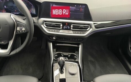 BMW 3 серия, 2021 год, 3 924 000 рублей, 8 фотография