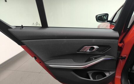 BMW 3 серия, 2021 год, 3 924 000 рублей, 22 фотография