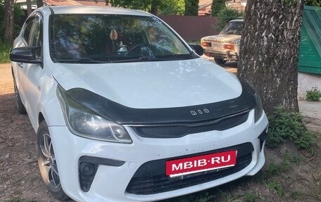 KIA Rio IV, 2017 год, 700 000 рублей, 3 фотография