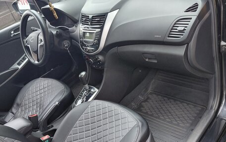 Hyundai Solaris II рестайлинг, 2013 год, 645 000 рублей, 9 фотография