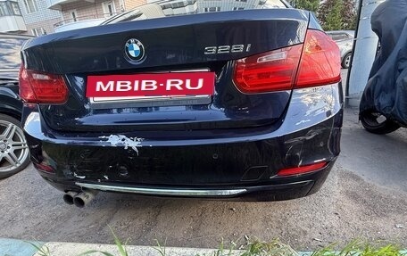 BMW 3 серия, 2012 год, 1 600 000 рублей, 9 фотография