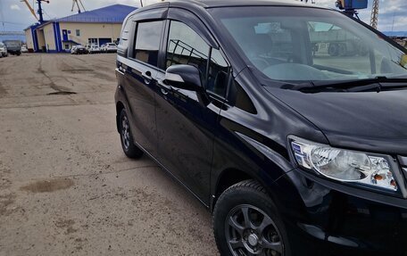 Honda Freed I, 2012 год, 995 000 рублей, 7 фотография