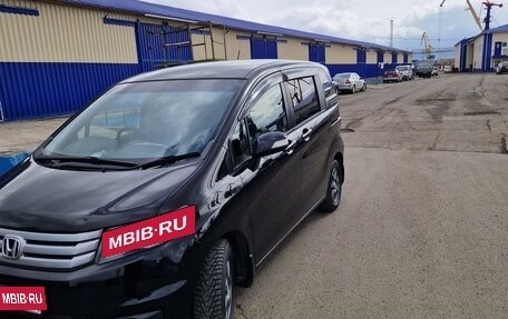 Honda Freed I, 2012 год, 995 000 рублей, 3 фотография