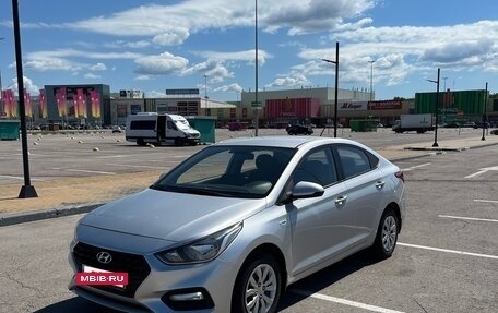 Hyundai Solaris II рестайлинг, 2017 год, 915 000 рублей, 6 фотография