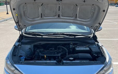 Hyundai Solaris II рестайлинг, 2017 год, 915 000 рублей, 11 фотография