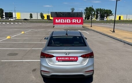 Hyundai Solaris II рестайлинг, 2017 год, 915 000 рублей, 9 фотография
