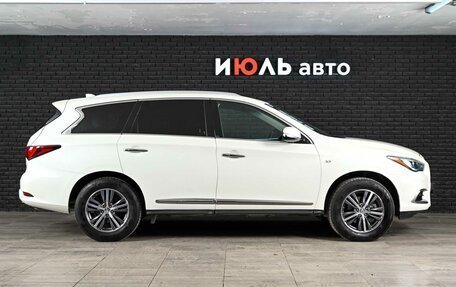 Infiniti QX60 I рестайлинг, 2017 год, 2 500 000 рублей, 8 фотография