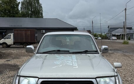 Toyota Hilux Surf III рестайлинг, 1999 год, 865 000 рублей, 2 фотография