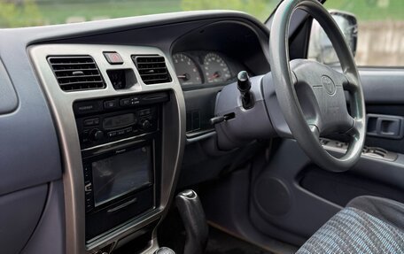 Toyota Hilux Surf III рестайлинг, 1999 год, 865 000 рублей, 13 фотография