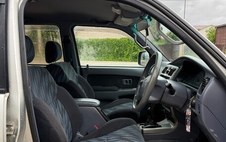 Toyota Hilux Surf III рестайлинг, 1999 год, 865 000 рублей, 12 фотография