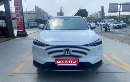 Honda Vezel, 2022 год, 1 940 000 рублей, 2 фотография