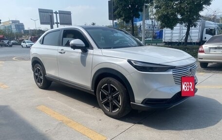 Honda Vezel, 2022 год, 1 940 000 рублей, 3 фотография