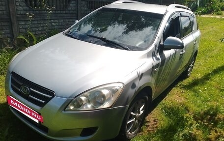 KIA cee'd I рестайлинг, 2009 год, 620 000 рублей, 3 фотография