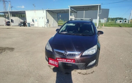 Opel Astra J, 2012 год, 820 000 рублей, 1 фотография