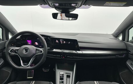 Volkswagen Golf VIII, 2022 год, 1 926 000 рублей, 7 фотография