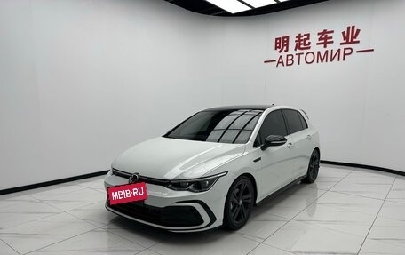 Volkswagen Golf VIII, 2022 год, 1 926 000 рублей, 3 фотография