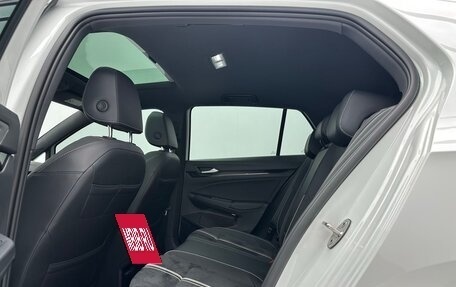 Volkswagen Golf VIII, 2022 год, 1 926 000 рублей, 11 фотография
